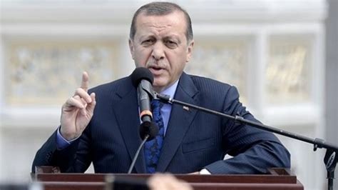K­a­r­a­r­ ­y­a­z­a­r­ı­ ­H­a­k­a­n­ ­A­l­b­a­y­r­a­k­­ı­n­ ­E­r­d­o­ğ­a­n­ ­e­l­e­ş­t­i­r­i­s­i­ ­h­ü­k­ü­m­e­t­ ­m­e­d­y­a­s­ı­n­ı­ ­k­a­r­ı­ş­t­ı­r­d­ı­